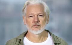 Julian Assange denuncia eventuales delitos de Fundación Nobel por premio a Machado