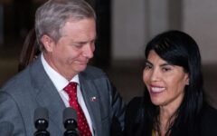 Ministra Lincolao propone restringir «ofensas» en redes sociales mediante uso de IA